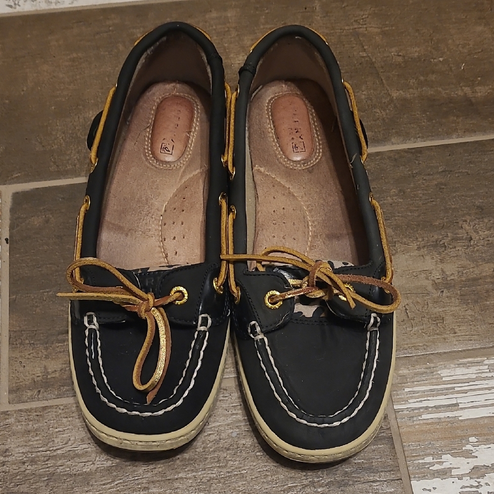Sperry Women's Black and Tan Leopard Boat Shoes